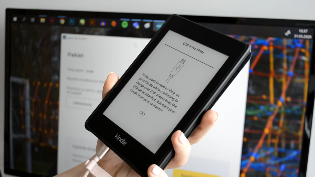 Podłączenie czytnika ebooków Kindle do komputera
