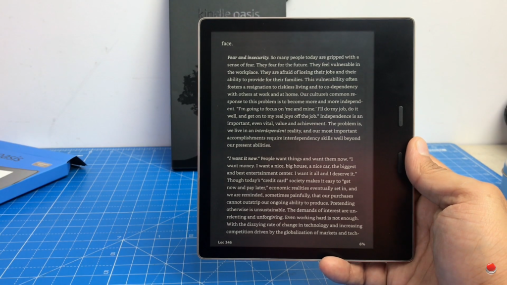 Ciemny tryb ekranu na Kindle Oasis 3