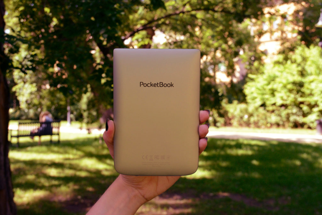 Tylna obudowa PocketBooka Color