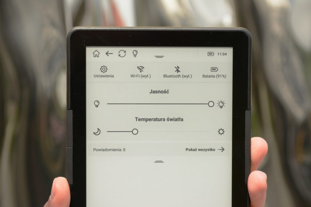 Regulacja podświetlenia ekranu na czytniku InkBOOK Calypso Plus