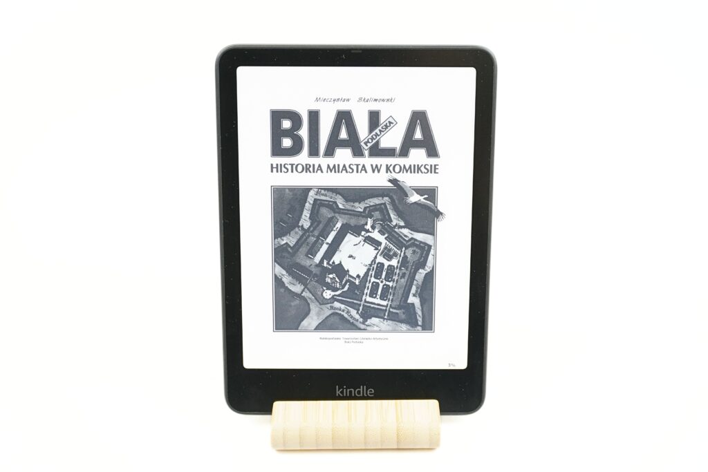 Czytnik Amazon Kindle Colorsoft SE, z okładką komiksu bez koloru