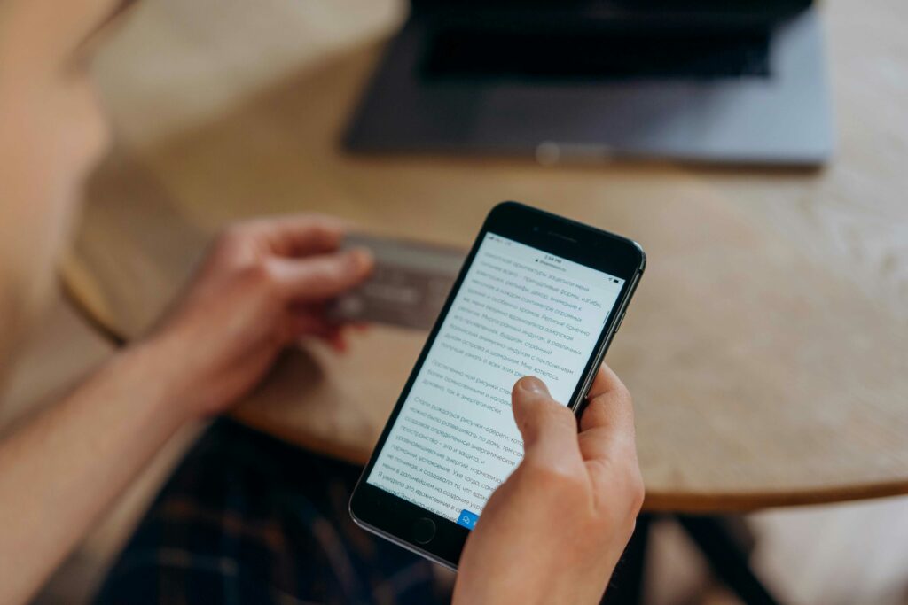 Dlaczego na czytniku czyta się lepiej niż na telefonie?