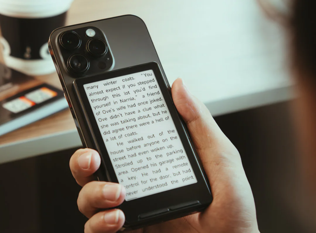 Mały czytnik e-book z ekranem E ink